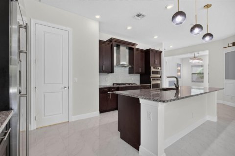 Villa ou maison à vendre à Parkland, Floride: 4 chambres, 264.49 m2 № 2385249 - photo 10