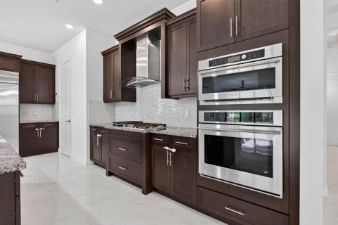 Villa ou maison à vendre à Parkland, Floride: 4 chambres, 264.49 m2 № 2385249 - photo 7