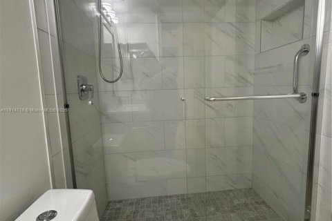 Copropriété à louer à Pembroke Pines, Floride: 2 chambres, 88.54 m2 № 1971438 - photo 8