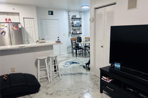 Condominio en venta en Cutler Bay, Florida, 2 dormitorios, 75.16 m2 № 1752554 - foto 22