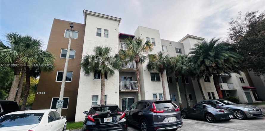 Condominio en Cutler Bay, Florida, 2 dormitorios № 1752554