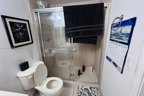 Condominio en venta en Cutler Bay, Florida, 2 dormitorios, 75.16 m2 № 1752554 - foto 12