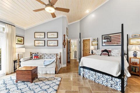 House in Boca Grande, Florida 3 bedrooms, 285.67 sq.m. № 2430950 - photo 17