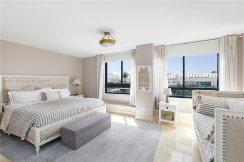Condominio en venta en Miami Beach, Florida, 2 dormitorios, 128.58 m2 № 1700820 - foto 14