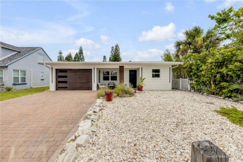 Villa ou maison à vendre à New Smyrna Beach, Floride: 4 chambres, 180.23 m2 № 1798641 - photo 7