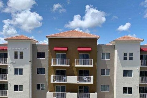 Condominio en venta en Cutler Bay, Florida, 1 dormitorio, 58.06 m2 № 1928099 - foto 9