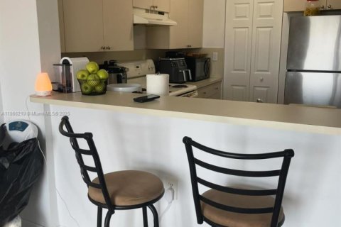 Condominio en venta en Cutler Bay, Florida, 1 dormitorio, 58.06 m2 № 1928099 - foto 3