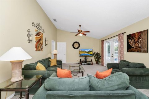 House in Clermont, Florida 5 bedrooms, 215.9 sq.m. № 1819529 - photo 17