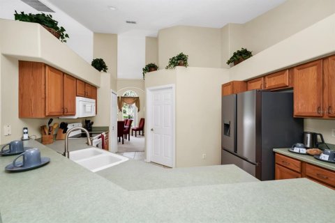 House in Clermont, Florida 5 bedrooms, 215.9 sq.m. № 1819529 - photo 20