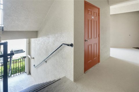 Condo in Bradenton, Florida, 2 bedrooms № 2200393 - photo 4