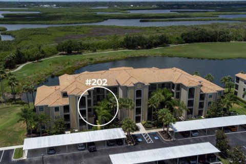 Condo in Bradenton, Florida, 2 bedrooms  № 2200393
