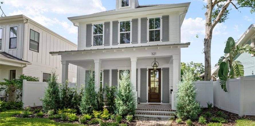 Villa ou maison à Saint Petersburg, Floride 3 chambres, 241.55 m2 № 1883323