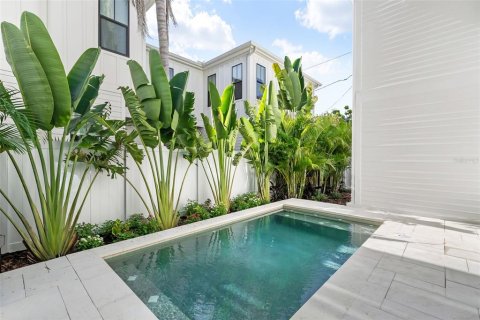 Villa ou maison à vendre à Saint Petersburg, Floride: 3 chambres, 241.55 m2 № 1883323 - photo 3