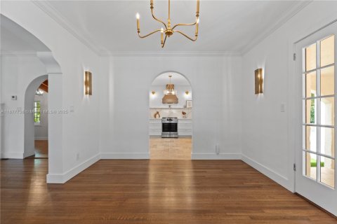 Casa en venta en Coral Gables, Florida, 3 dormitorios, 265.24 m2 № 1941601 - foto 16
