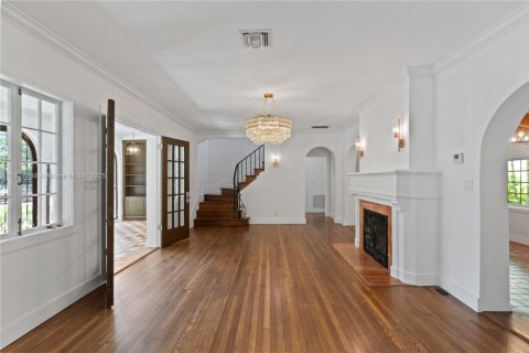 Casa en venta en Coral Gables, Florida, 3 dormitorios, 265.24 m2 № 1941601 - foto 11