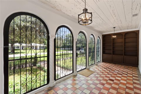 Casa en venta en Coral Gables, Florida, 3 dormitorios, 265.24 m2 № 1941601 - foto 8