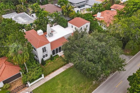 Casa en venta en Coral Gables, Florida, 3 dormitorios, 265.24 m2 № 1941601 - foto 7