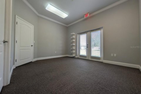 Propiedad comercial en alquiler en Lutz, Florida, 289.11 m2 № 1826367 - foto 10