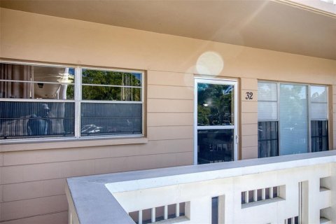 Condo à Clearwater, Floride, 2 chambres № 2139899