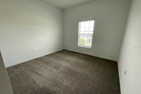 Villa ou maison à louer à Haines City, Floride: 4 chambres, 171.68 m2 № 2102901 - photo 5