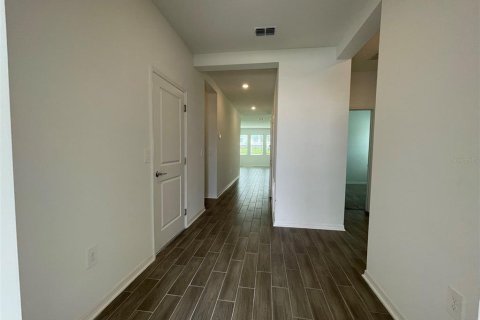 Villa ou maison à louer à Haines City, Floride: 4 chambres, 171.68 m2 № 2102901 - photo 4