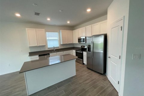 Villa ou maison à louer à Haines City, Floride: 4 chambres, 171.68 m2 № 2102901 - photo 12