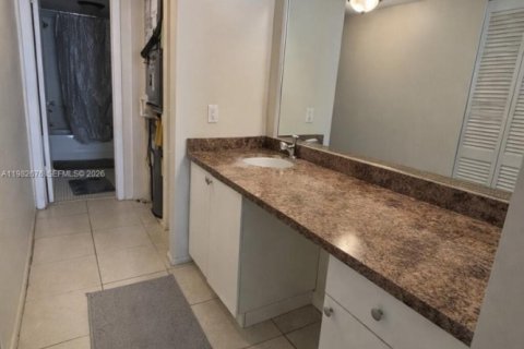 Copropriété à vendre à Lauderhill, Floride: 1 chambre, 74.32 m2 № 2090763 - photo 7