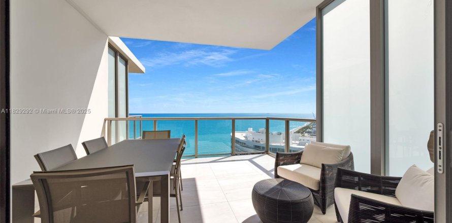 Condo in Bal Harbour, Florida, 2 bedrooms № 1808961