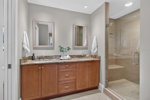 Condo in Dunedin, Florida, 2 bedrooms  № 2386268 - photo 26