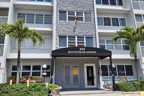 Condo in Hallandale Beach, Florida, 1 bedroom № 2178844