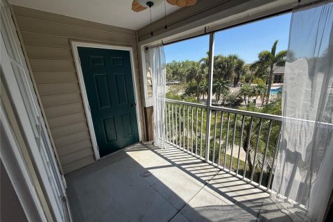 Copropriété à louer à Lakewood Ranch, Floride: 2 chambres, 100.33 m2 № 2195340 - photo 7