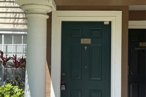 Copropriété à louer à Lakewood Ranch, Floride: 2 chambres, 100.33 m2 № 2195340 - photo 2