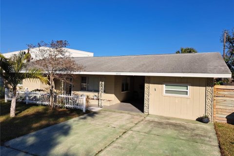 Villa ou maison à vendre à Bradenton, Floride: 4 chambres, 176.89 m2 № 2092678 - photo 3