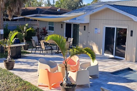 Villa ou maison à vendre à Bradenton, Floride: 4 chambres, 176.89 m2 № 2092678 - photo 7