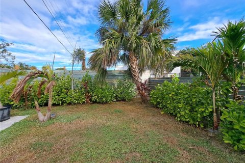 Villa ou maison à vendre à Bradenton, Floride: 4 chambres, 176.89 m2 № 2092678 - photo 16