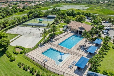 Casa en venta en Port St. Lucie, Florida, 3 dormitorios, 179.02 m2 № 2189186 - foto 29