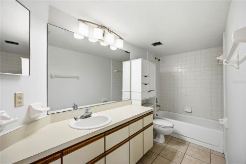 Купить кондоминиум в Гейнсвилл, Флорида 3 комнаты, 114.73м2, № 2106904 - фото 10