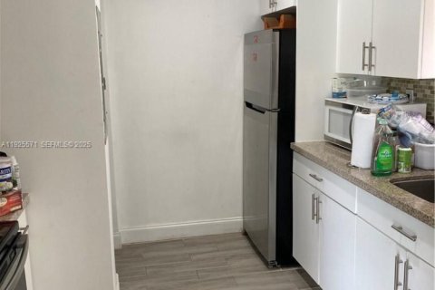 Купить виллу или дом в Форт-Лодердейл, Флорида 3 спальни, 91.79м2, № 1984045 - фото 5