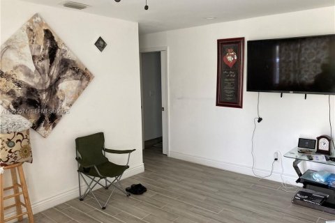 Купить виллу или дом в Форт-Лодердейл, Флорида 3 спальни, 91.79м2, № 1984045 - фото 3