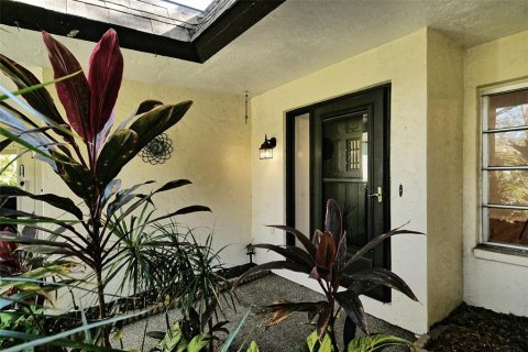 Casa en venta en Sarasota, Florida, 2 dormitorios, 111.48 m2 № 1565201 - foto 1
