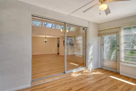 Casa en venta en Sarasota, Florida, 2 dormitorios, 111.48 m2 № 1565201 - foto 13