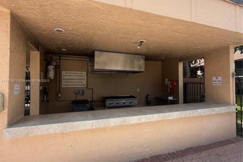 Copropriété à vendre à Deerfield Beach, Floride: 2 chambres, 102.19 m2 № 1960246 - photo 24