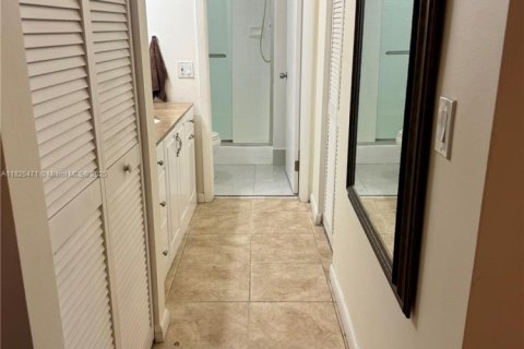 Copropriété à vendre à Deerfield Beach, Floride: 2 chambres, 102.19 m2 № 1960246 - photo 15