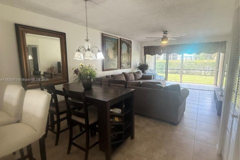 Copropriété à vendre à Deerfield Beach, Floride: 2 chambres, 102.19 m2 № 1960246 - photo 5