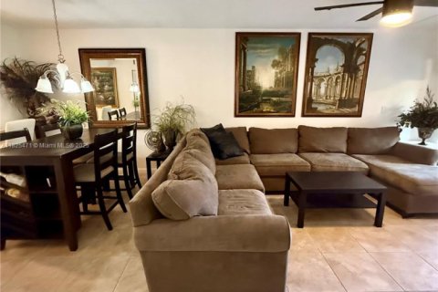 Copropriété à vendre à Deerfield Beach, Floride: 2 chambres, 102.19 m2 № 1960246 - photo 8