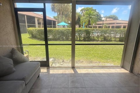 Copropriété à vendre à Deerfield Beach, Floride: 2 chambres, 102.19 m2 № 1960246 - photo 11