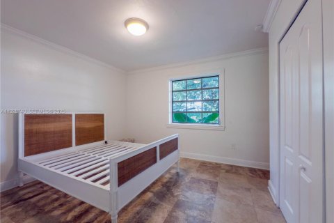 Casa en alquiler en Coral Gables, Florida, 8 dormitorios, 424.75 m2 № 1993633 - foto 13