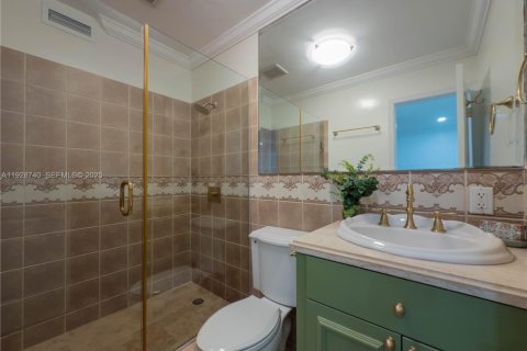 Casa en alquiler en Coral Gables, Florida, 8 dormitorios, 424.75 m2 № 1993633 - foto 12