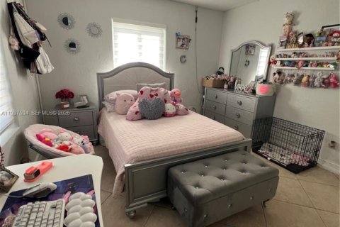 Villa ou maison à vendre à Hialeah, Floride: 2 chambres, 102.1 m2 № 1995504 - photo 29