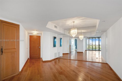 Condo in Aventura, Florida, 3 bedrooms  № 2008145 - photo 4